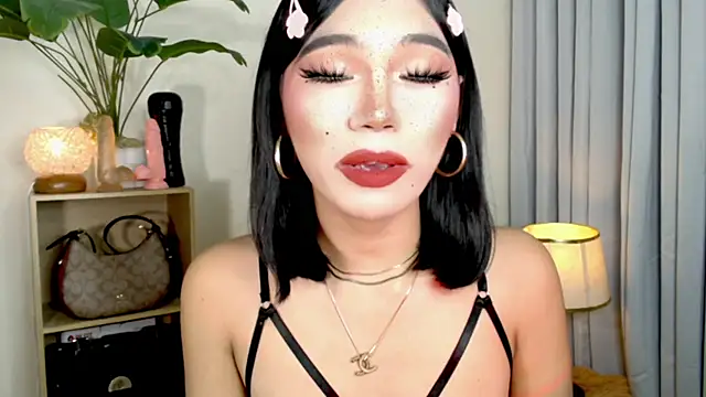 miyaa Moore online show from 11.29.25