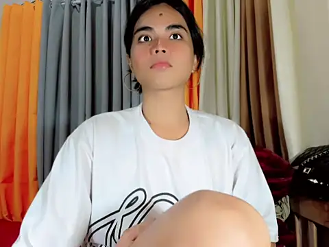 Snapshot of emerald_greysonxx chatting on 02.23.26 emerald greysonxx online show from 02.23.26