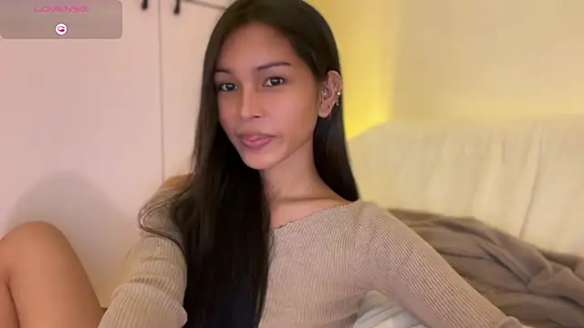 Snapshot of _sexyanne69_ chatting on 12.01.25 sexyanne69 online show from 12.01.25