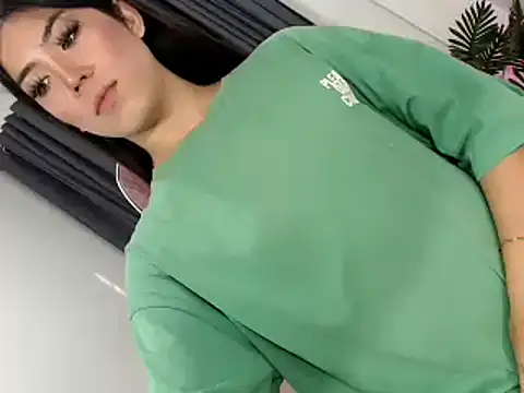 sexygoddess2999 online show from 10.31.25