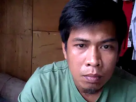 Snapshot of SteveFoxxe chatting on 09.30.25 SteveFoxxe online show from 09.30.25