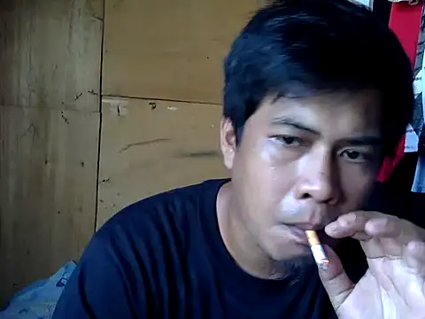 Snapshot of SteveFoxxe chatting on 10.05.25 SteveFoxxe online show from 10.05.25