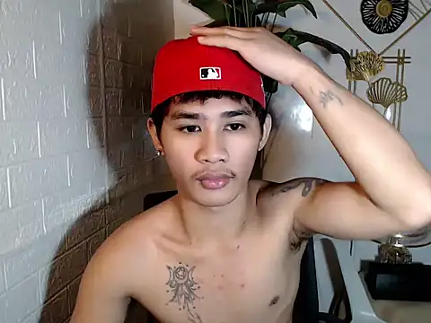 Snapshot of asianhardcock25 chatting on 06.13.26 asianhardcock25 online show from 06.13.26