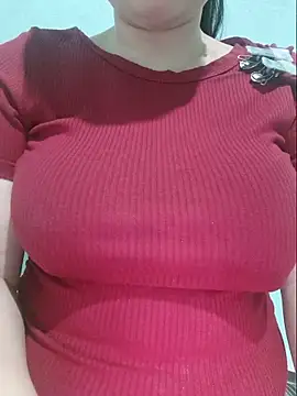 Snapshot of Shiny_Babe chatting on 05.29.26 Shiny Babe online show from 05.29.26