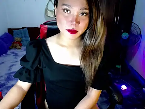 Urassiansweetcummer online show from 03.19.26