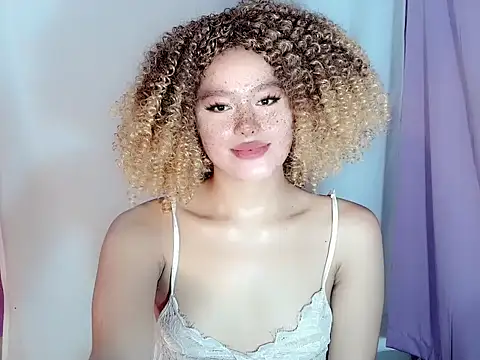 Snapshot of Kathyfied chatting on 11.08.25 Kathyfied online show from 11.08.25