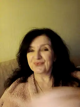 Snapshot of MilaSky4701 chatting on 11.11.25 MilaSky4701 online show from 11.11.25