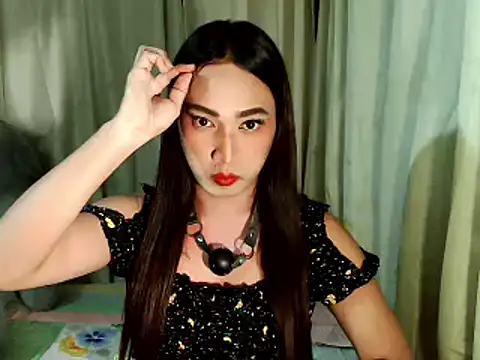 Snapshot of beatiful_lust chatting on 09.25.25 beatiful lust online show from 09.25.25