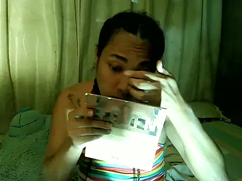 Snapshot of beatiful_lust chatting on 12.20.25 beatiful lust online show from 12.20.25