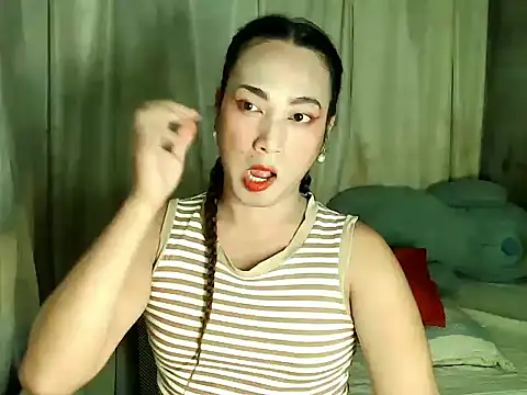 Snapshot of beatiful_lust chatting on 02.06.26 beatiful lust online show from 02.06.26