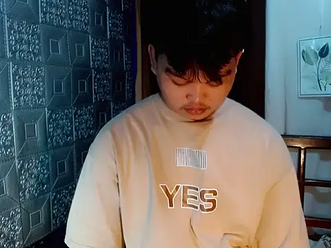 Snapshot of Reynelcock chatting on 10.02.25 Reynelcock online show from 10.02.25