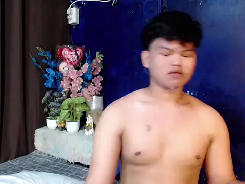 Reynelcock online show from 03.17.26