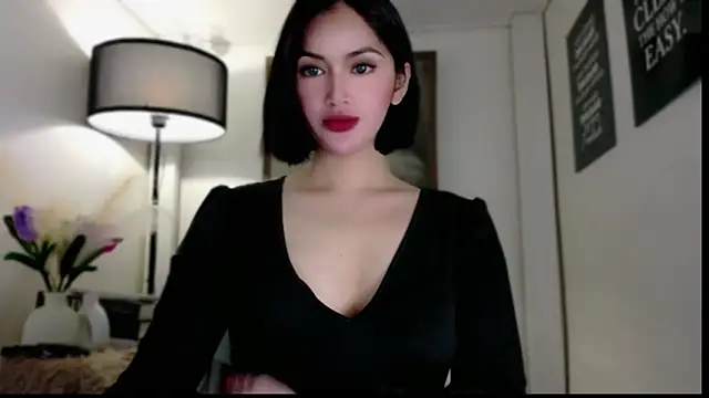 Snapshot of anna_lala7 chatting on 11.08.25 anna lala7 online show from 11.08.25