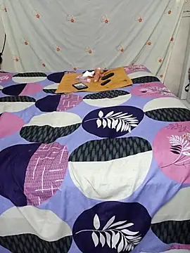 Snapshot of Saso-4 chatting on 10.22.25 Saso-4 online show from 10.22.25