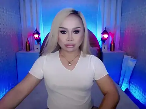 Snapshot of andy_slave4u chatting on 10.17.25 andy slave4u online show from 10.17.25