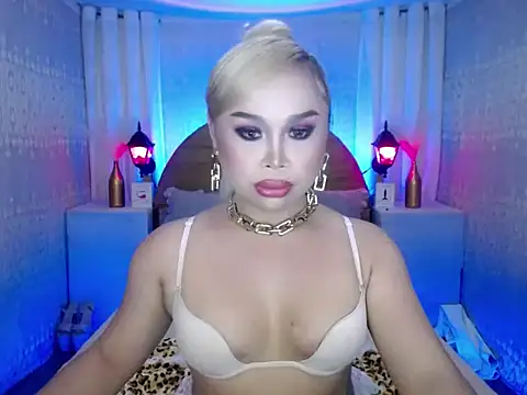 Snapshot of andy_slave4u chatting on 10.21.25 andy slave4u online show from 10.21.25