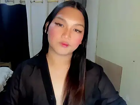 Snapshot of Lou_heart chatting on 11.15.25 Lou heart online show from 11.15.25