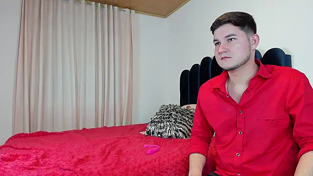 Snapshot of CameronyMartinn chatting on 10.22.25 CameronyMartinn online show from 10.22.25