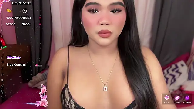 Snapshot of ursweet_sofia chatting on 07.14.26 ursweet sofia online show from 07.14.26