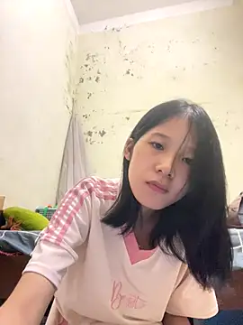 Snapshot of meomeo2k6 chatting on 10.03.25 meomeo2k6 online show from 10.03.25