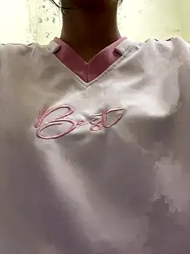 Snapshot of meomeo2k6 chatting on 10.18.25 meomeo2k6 online show from 10.18.25