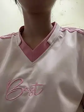 Snapshot of meomeo2k6 chatting on 10.19.25 meomeo2k6 online show from 10.19.25