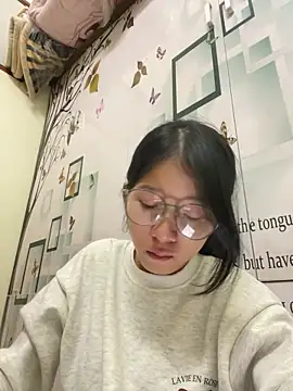 Snapshot of meomeo2k6 chatting on 11.03.25 meomeo2k6 online show from 11.03.25