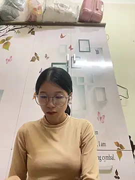 Snapshot of meomeo2k6 chatting on 11.12.25 meomeo2k6 online show from 11.12.25