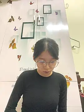 Snapshot of meomeo2k6 chatting on 11.14.25 meomeo2k6 online show from 11.14.25