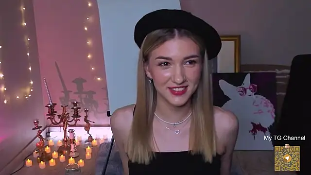 Snapshot of BeatrixGummer chatting on 11.14.25 BeatrixGummer online show from 11.14.25