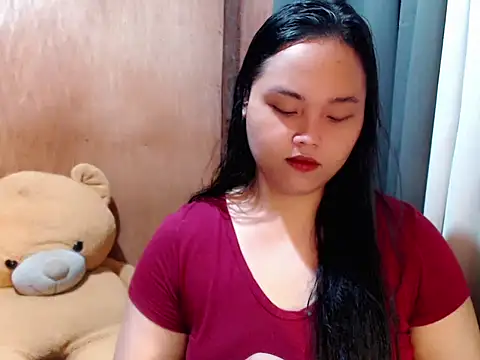  Lylia online show from 02.17.26