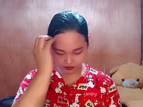  Lylia online show from 04.19.26