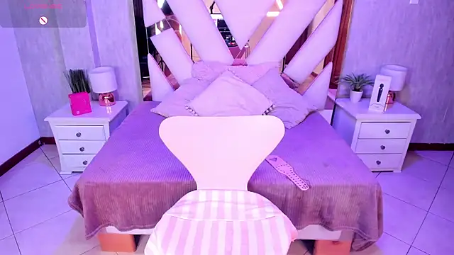 Janah Myers online show from 02.25.26