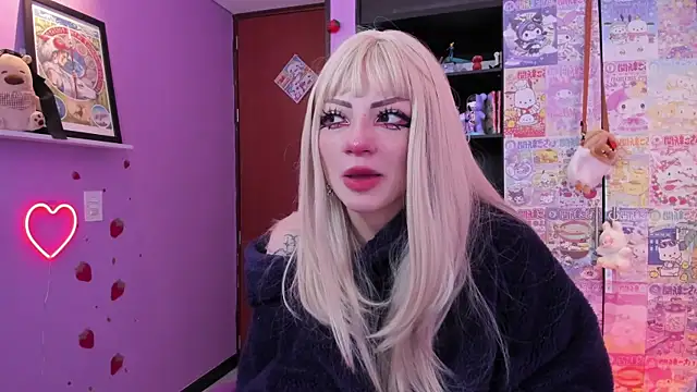 Snapshot of Vero_Osb_ chatting on 10.18.25 Vero Osb online show from 10.18.25