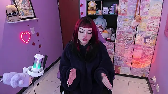 Snapshot of Vero_Osb_ chatting on 10.26.25 Vero Osb online show from 10.26.25