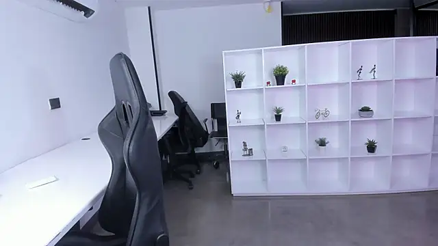 Snapshot of megan_bigboobs_ chatting on 11.09.25 megan bigboobs online show from 11.09.25