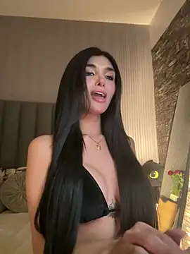 EmeraldGreyson online show from 04.21.26