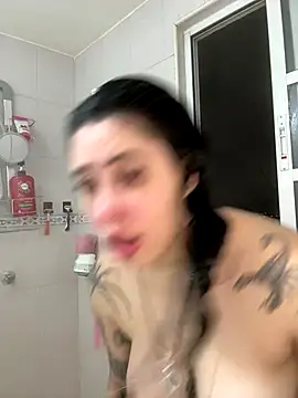 Snapshot of Draculona-666 chatting on 10.10.25 Draculona-666 online show from 10.10.25