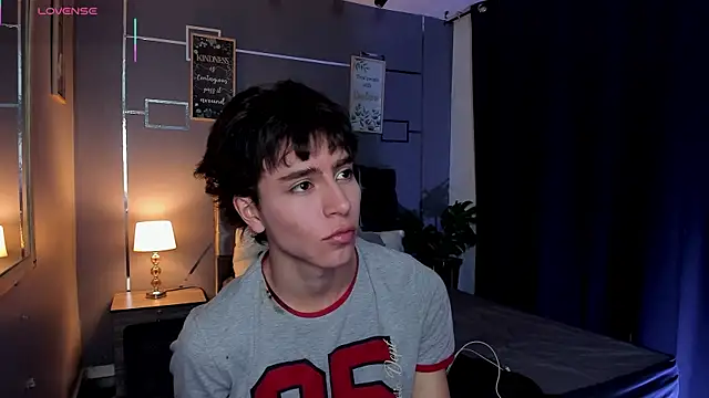 Christopher 77 online show from 10.01.25