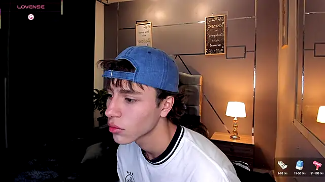 Christopher 77 online show from 10.08.25