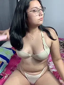 Velma star online show from 11.11.25