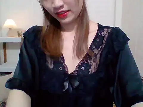   Donna   online show from 09.11.25