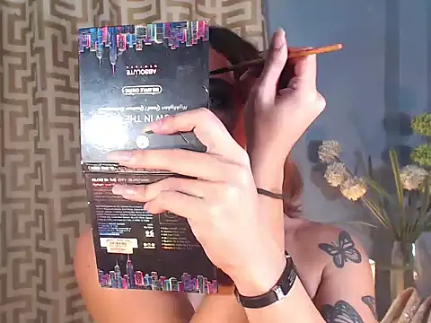 AleinaCroft online show from 04.17.26