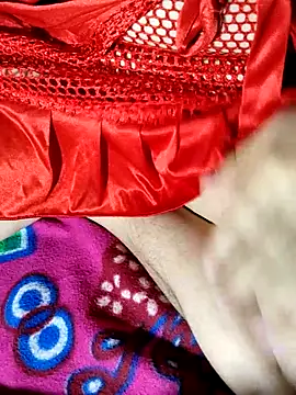 Snapshot of only-injoy chatting on 10.24.25 only-injoy online show from 10.24.25