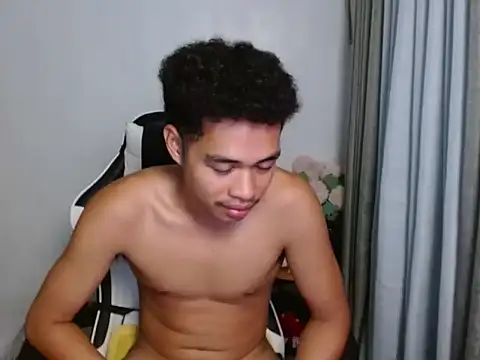 curlyasian njxx online show from 05.26.26