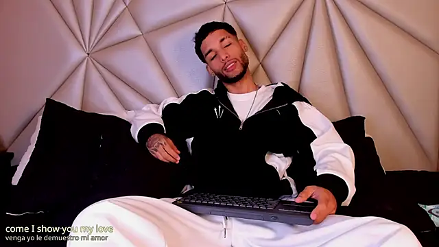 Thiagoferreti online show from 04.06.26