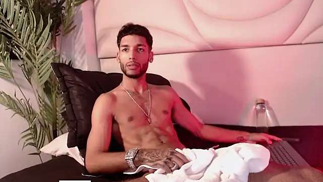 Thiagoferreti online show from 04.10.26