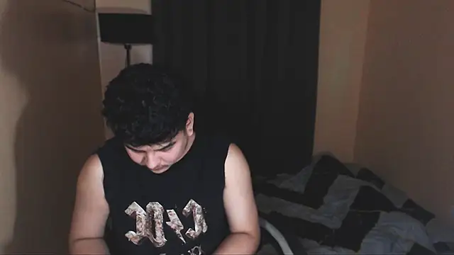 Snapshot of Prince_Killian chatting on 10.13.25 Prince Killian online show from 10.13.25