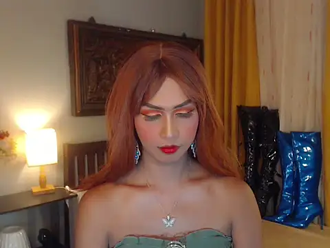 Snapshot of Nathalieheartt chatting on 09.18.25 Nathalieheartt online show from 09.18.25