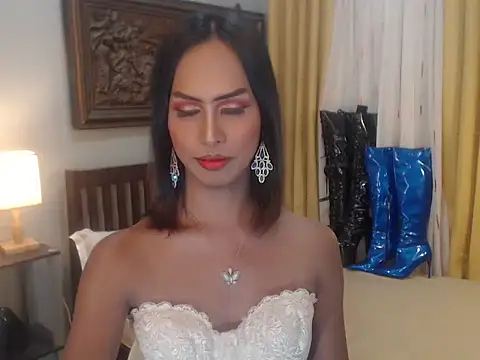 Snapshot of Nathalieheartt chatting on 11.07.25 Nathalieheartt online show from 11.07.25